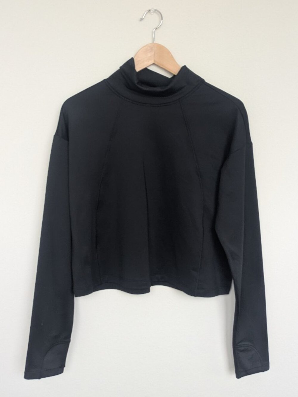 Athleta Women's Black Long Sleeve Size Small Turtle Neck Gym Athletic Running